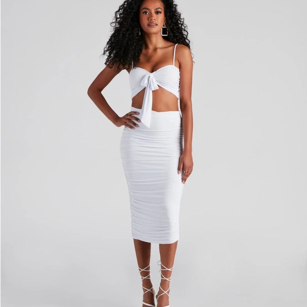 Elegant bridal matching set